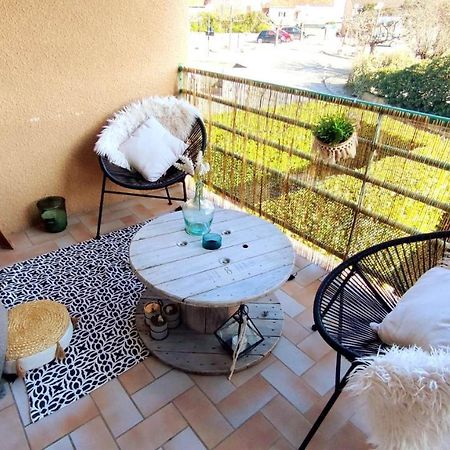 Un Nid D'Amour Apartment Ruoms Exterior foto