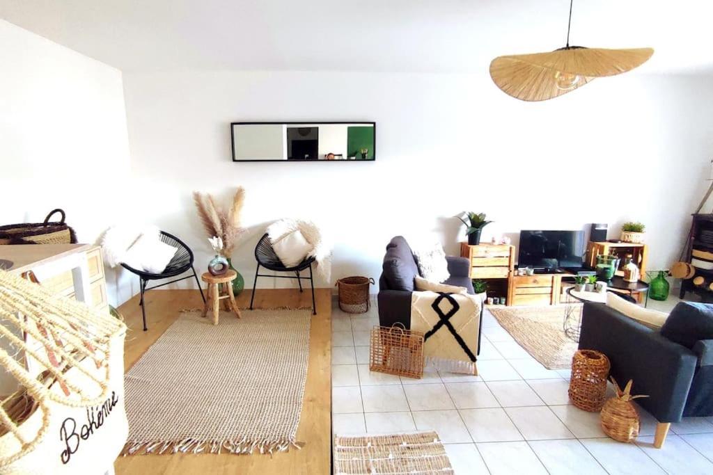 Un Nid D'Amour Apartment Ruoms Exterior foto