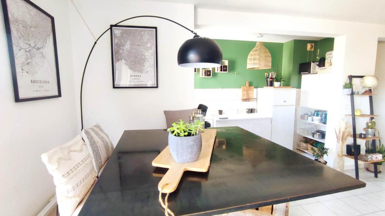 Un Nid D'Amour Apartment Ruoms Exterior foto