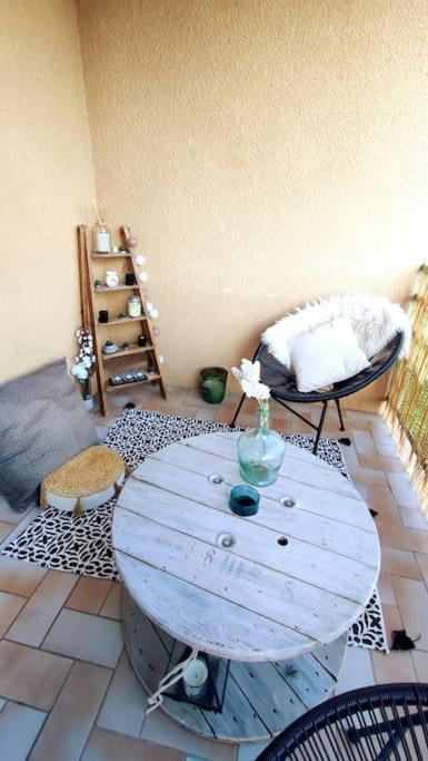 Un Nid D'Amour Apartment Ruoms Exterior foto